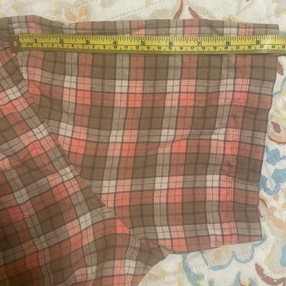 Old Navy Rose and Tan Casual Button Down Shirt - Picture 8 of 8